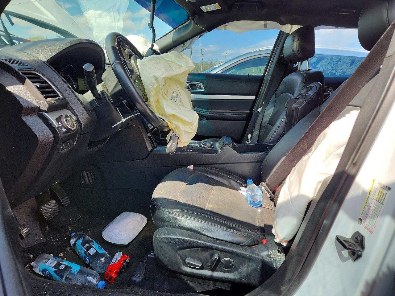 2017 FORD EXPLORER XLT photo 7