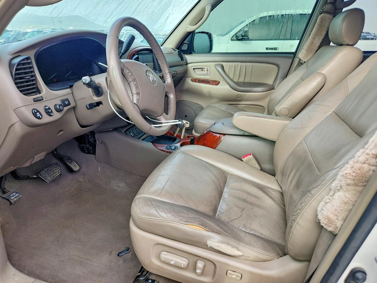 2005 TOYOTA SEQUOIA LIMITED photo 13