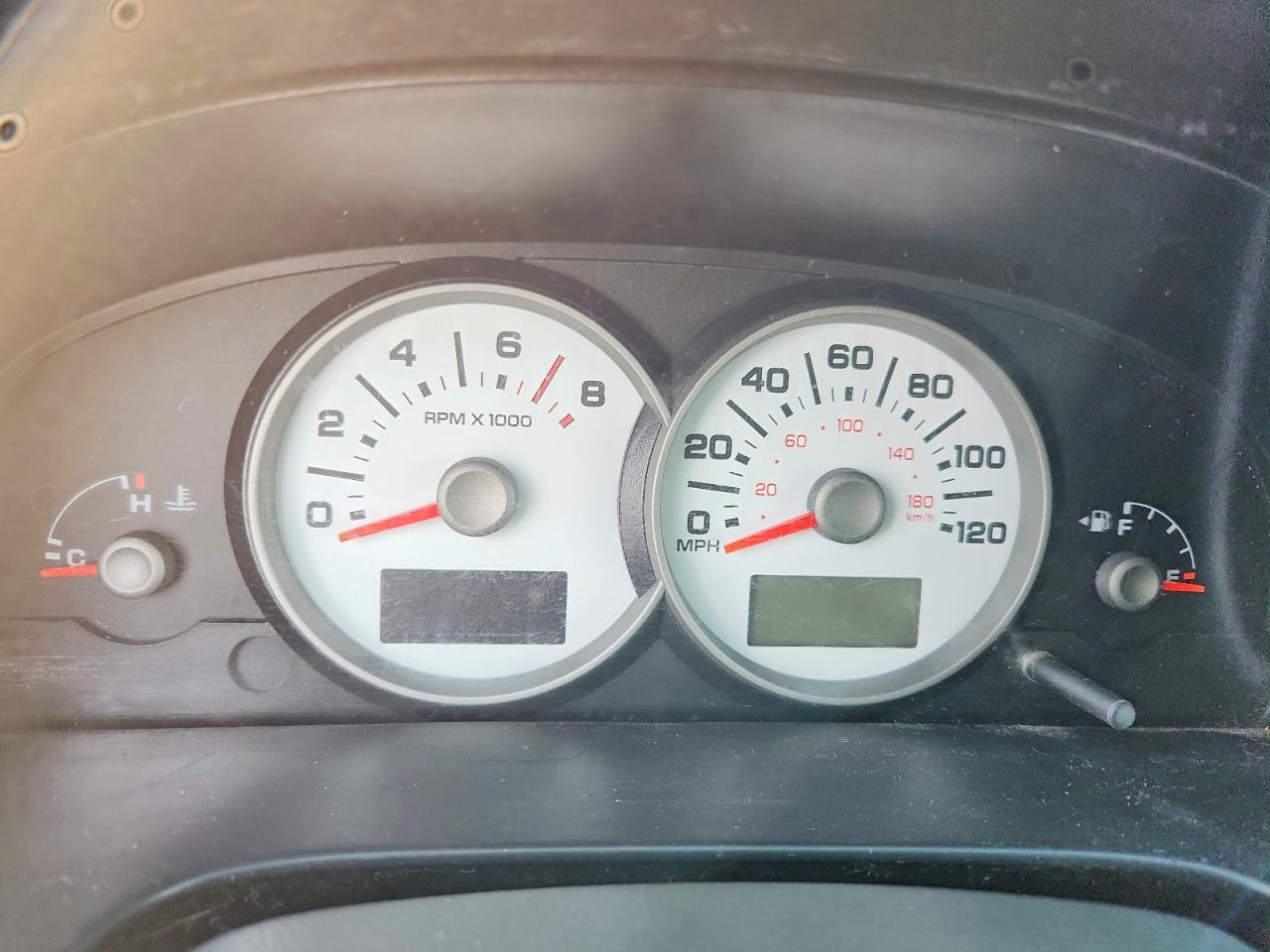 2005 FORD ESCAPE XLT photo 17