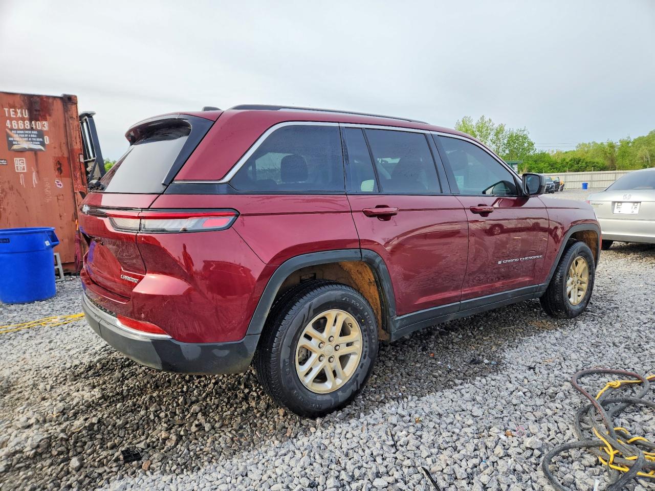 2023 JEEP GRAND CHEROKEE LAREDO photo 7
