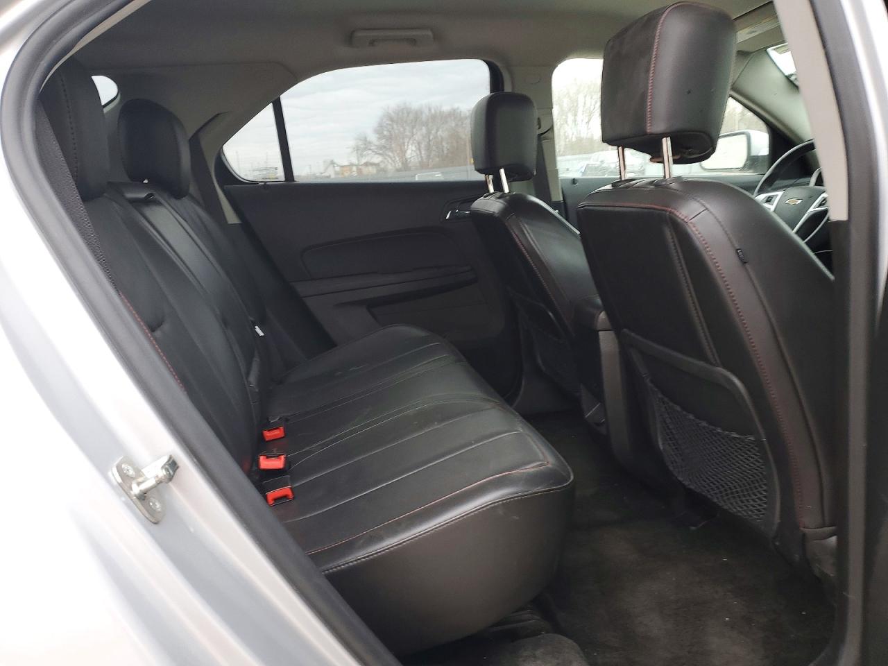 2015 CHEVROLET EQUINOX LT photo 11