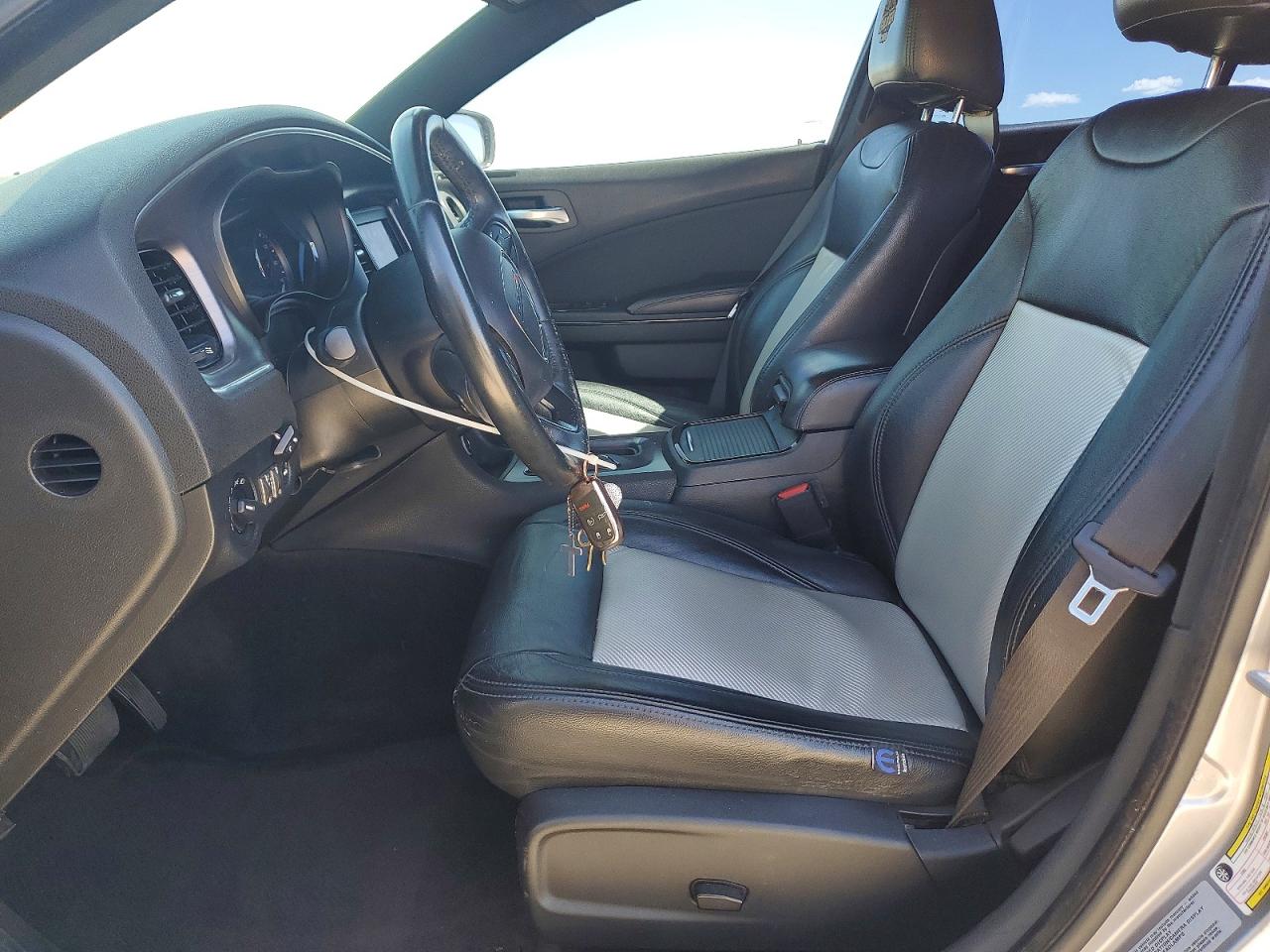 2018 DODGE CHARGER SXT photo 19