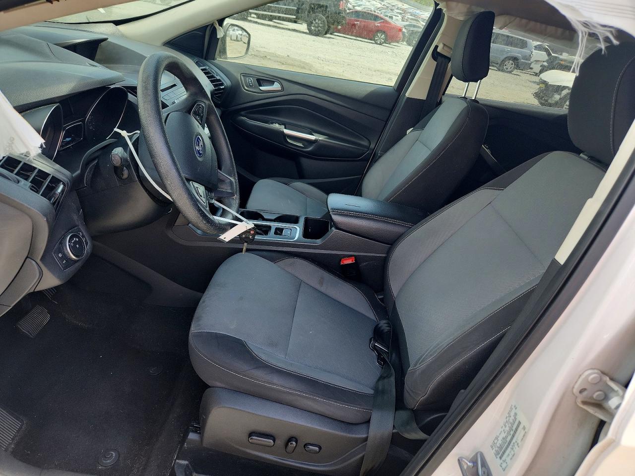 2018 FORD ESCAPE SE photo 13