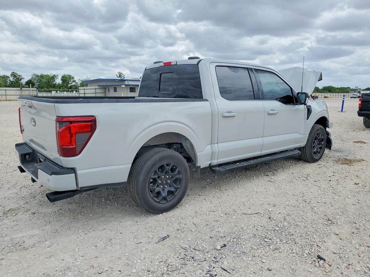 2024 FORD F150 XLT photo 7