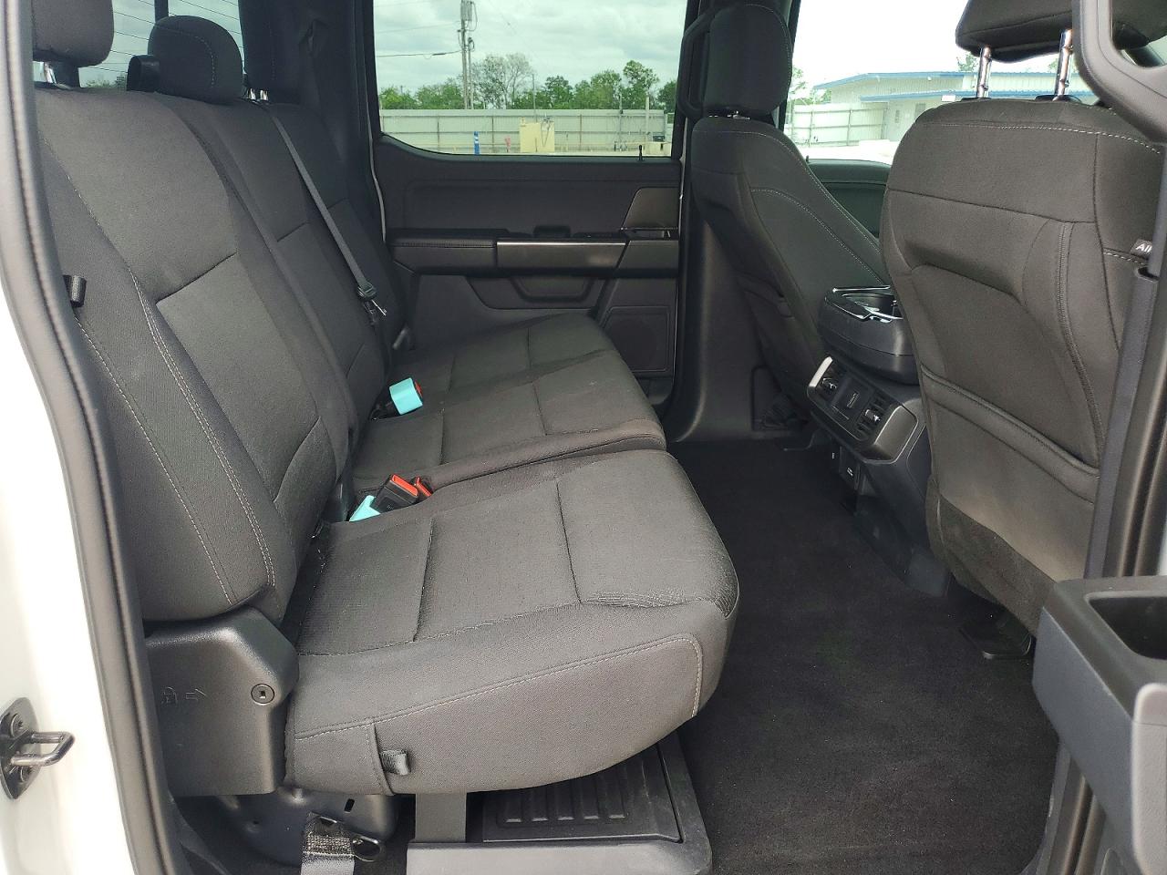 2024 FORD F150 XLT photo 28