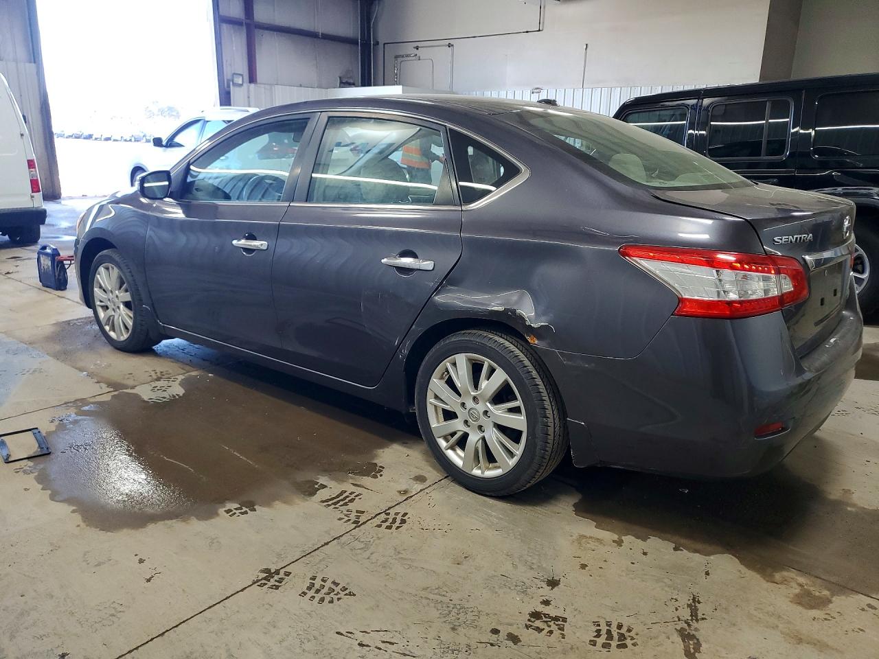 2013 NISSAN SENTRA S photo 4