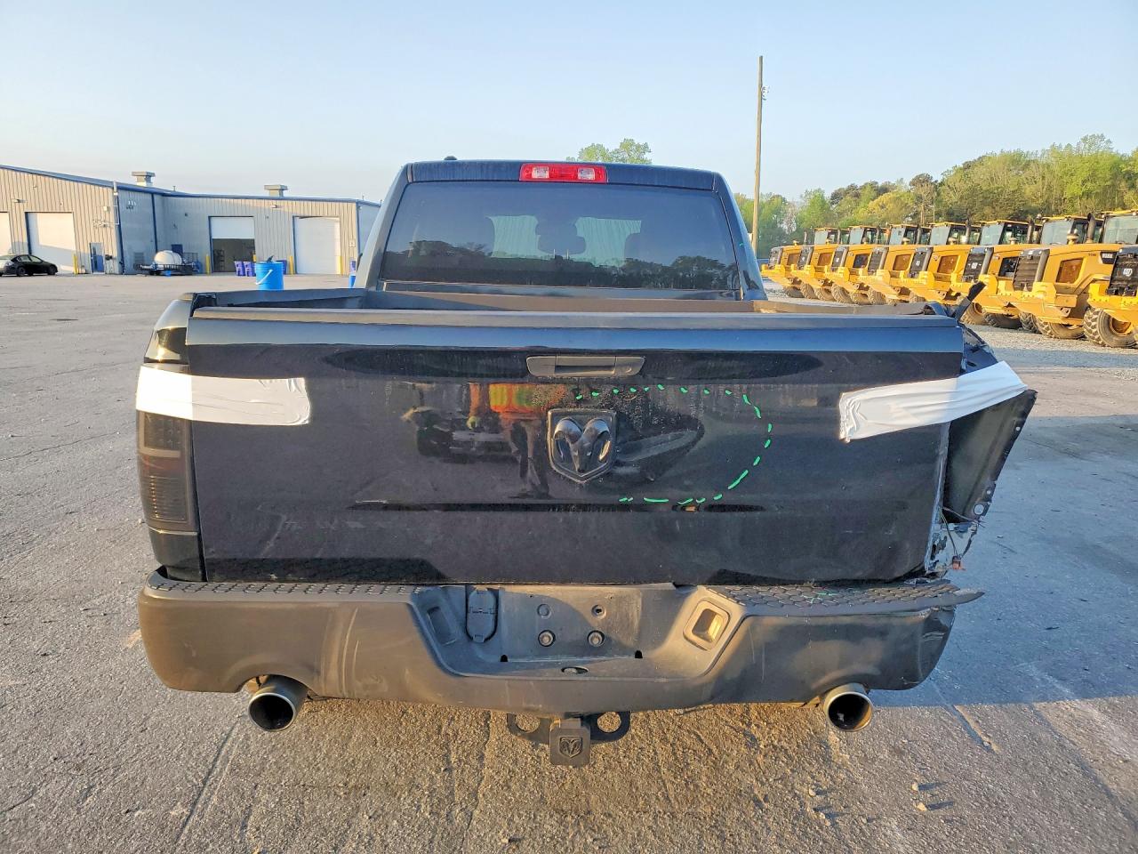 2014 RAM 1500 ST photo 16