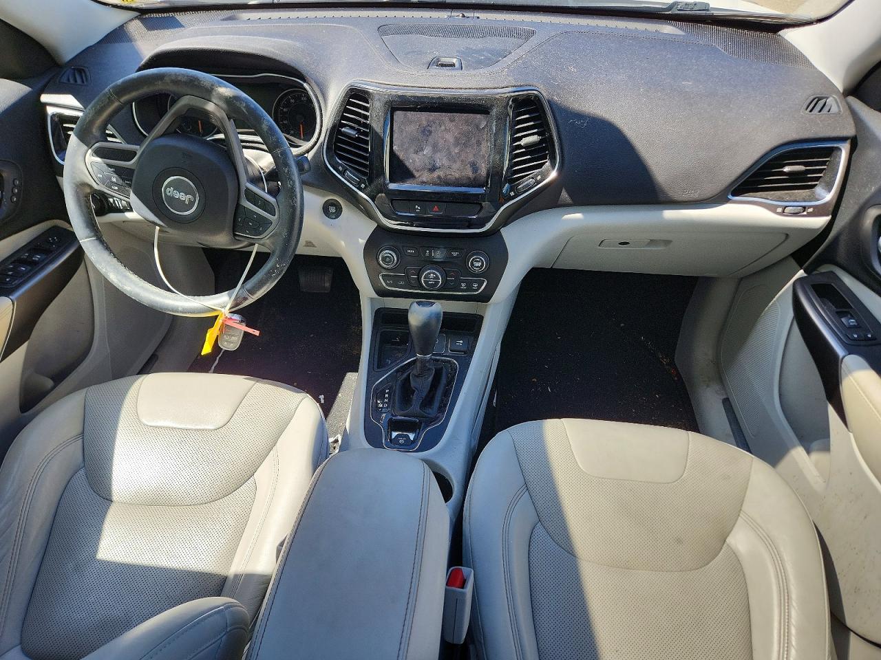 2019 JEEP CHEROKEE LIMITED photo 22