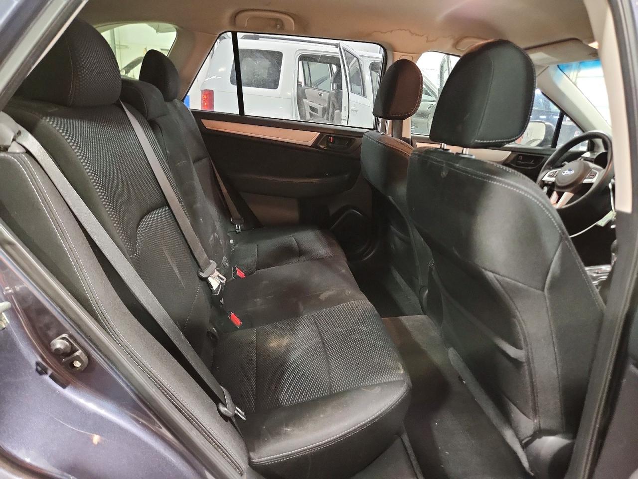 2015 SUBARU OUTBACK 2.5I photo 21