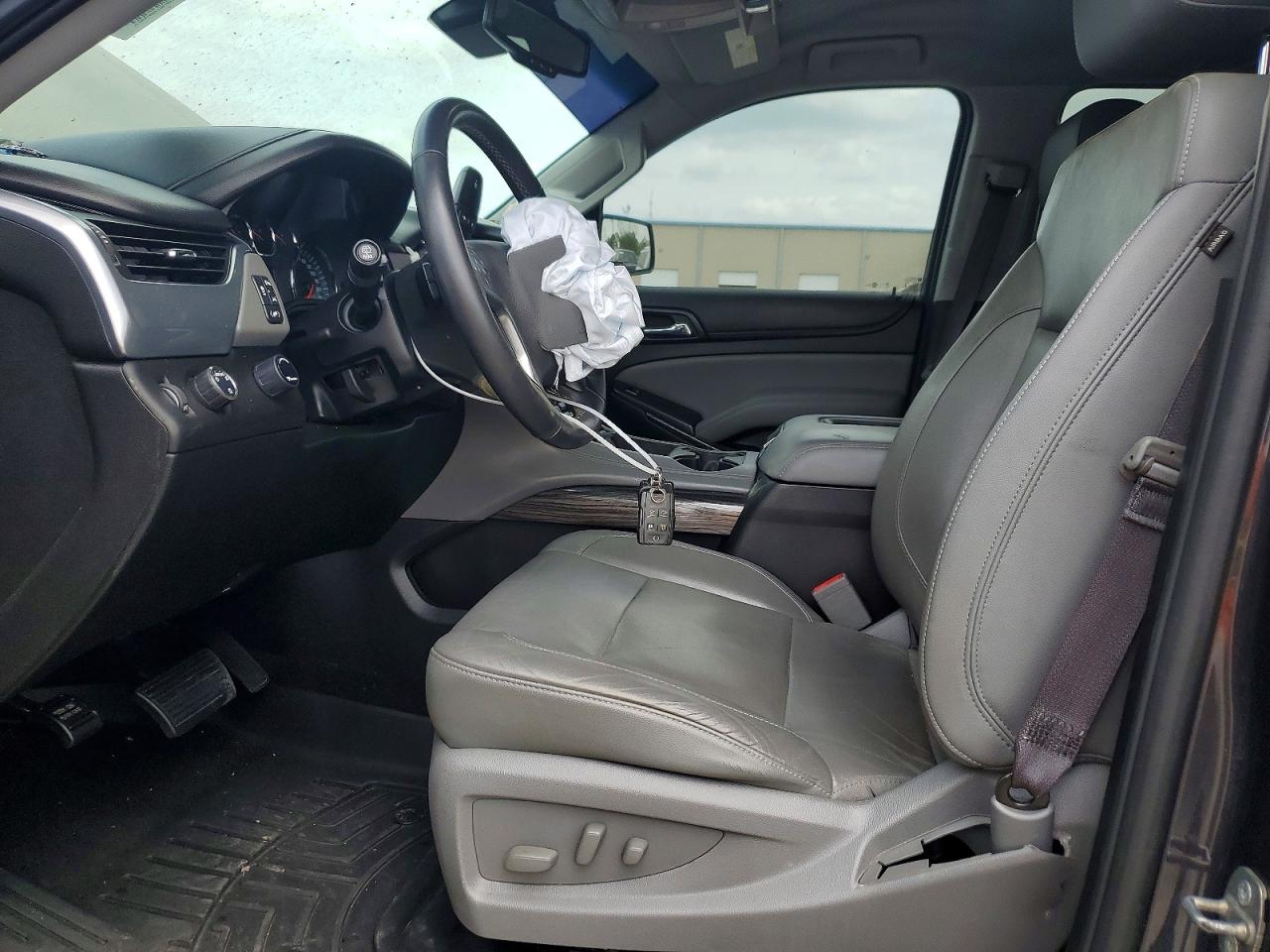 2017 CHEVROLET TAHOE C1500 LT photo 7