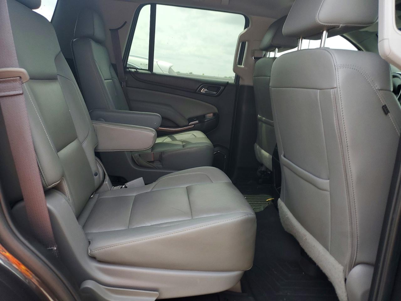 2017 CHEVROLET TAHOE C1500 LT photo 11