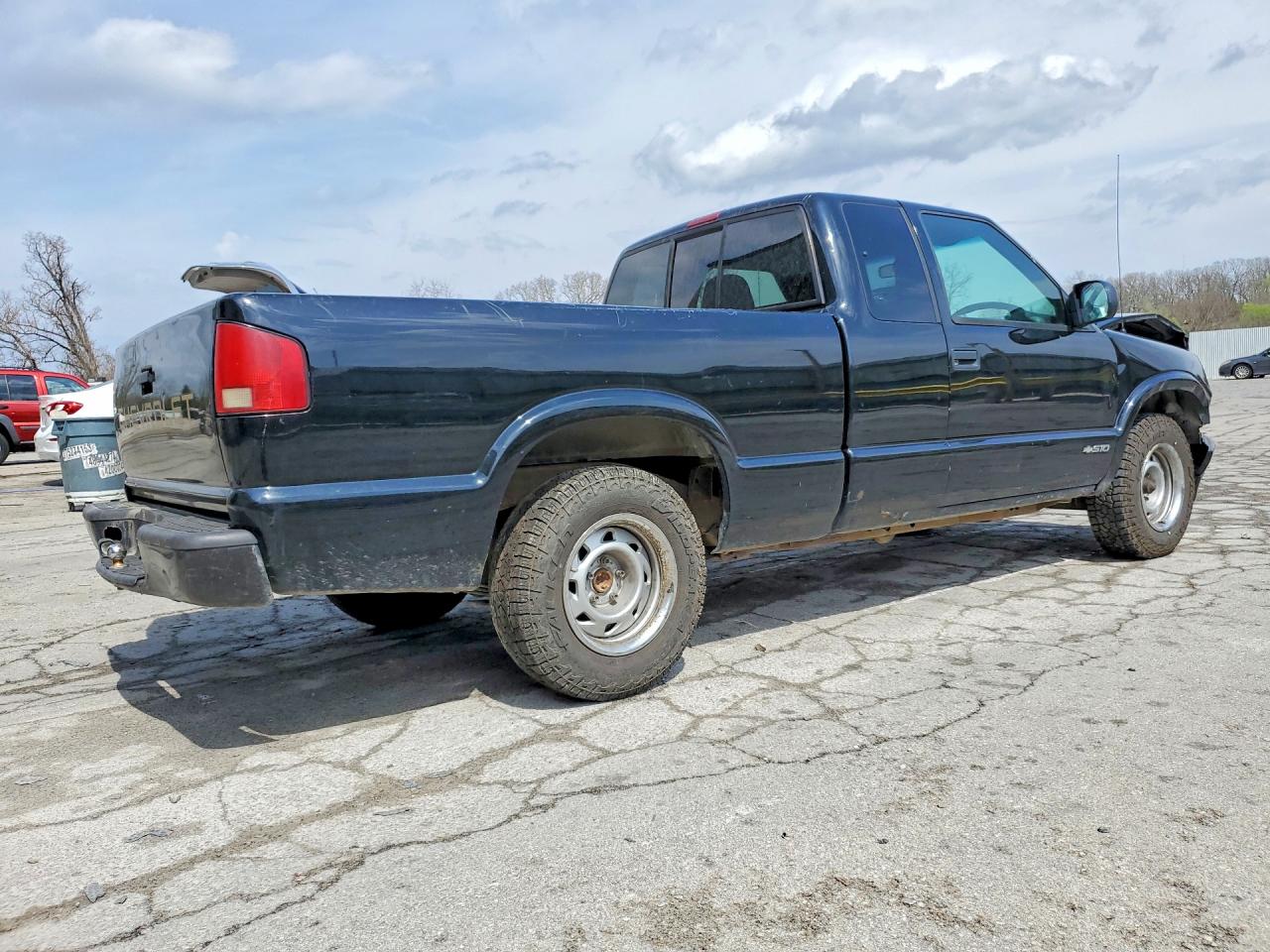 2000 CHEVROLET S TRUCK S10 photo 7