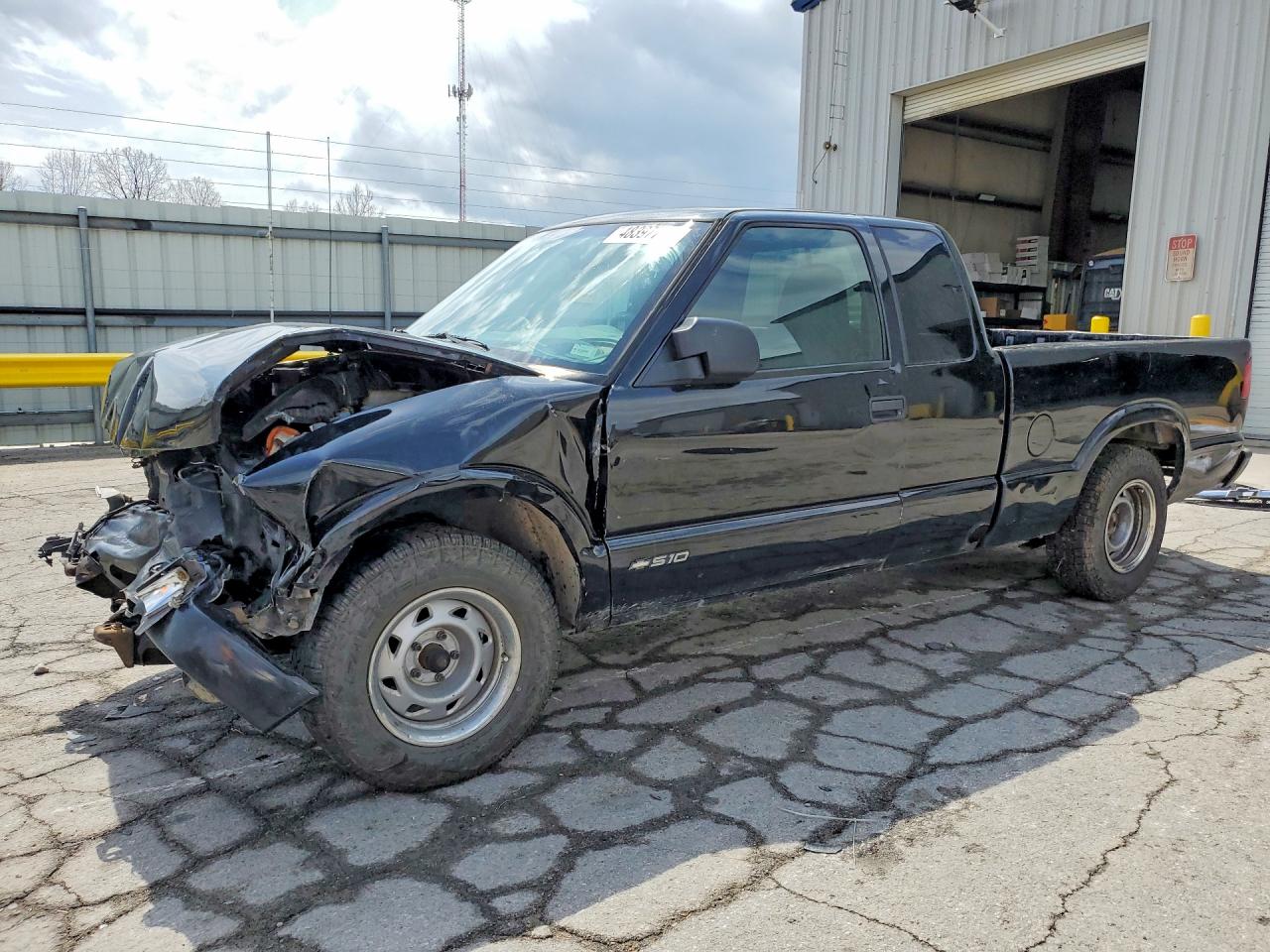 2000 CHEVROLET S TRUCK