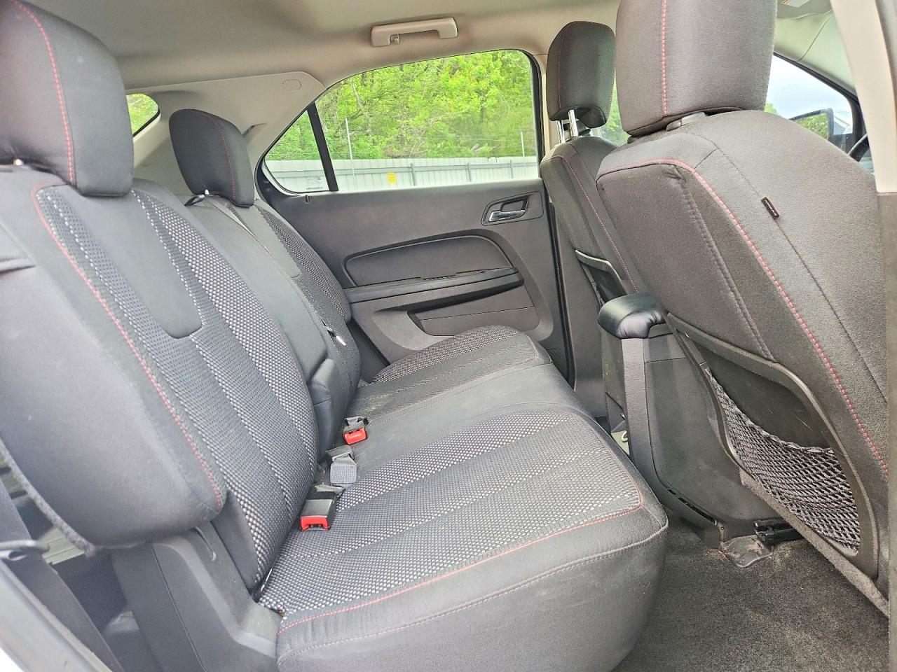 2015 CHEVROLET EQUINOX LT photo 31