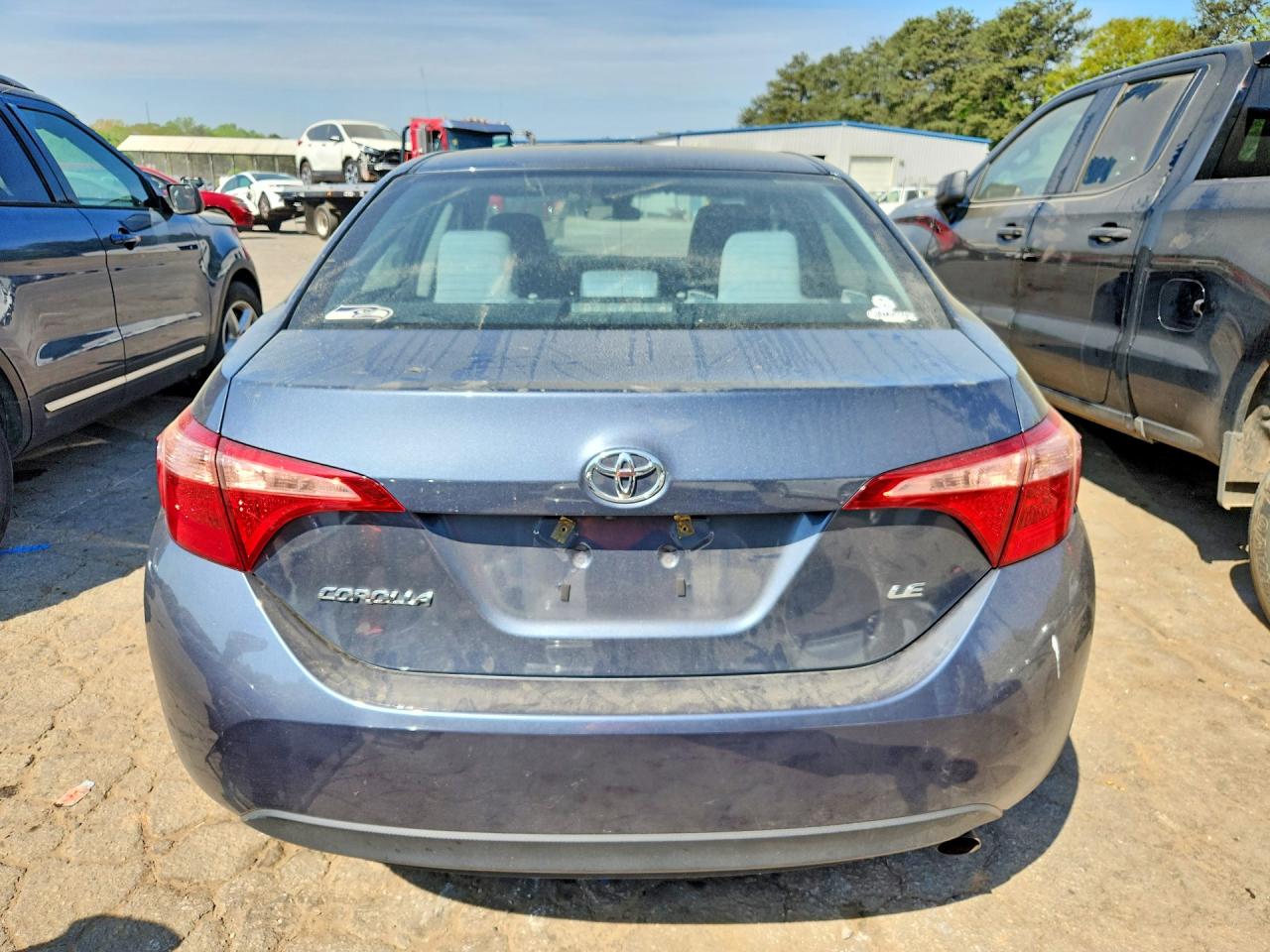2018 TOYOTA COROLLA LE photo 6