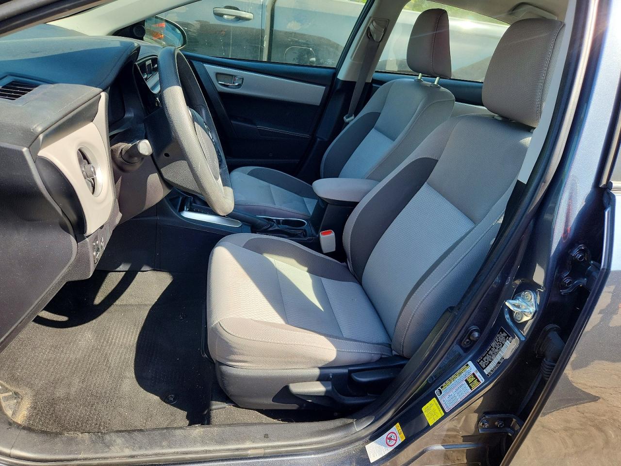 2018 TOYOTA COROLLA LE photo 7