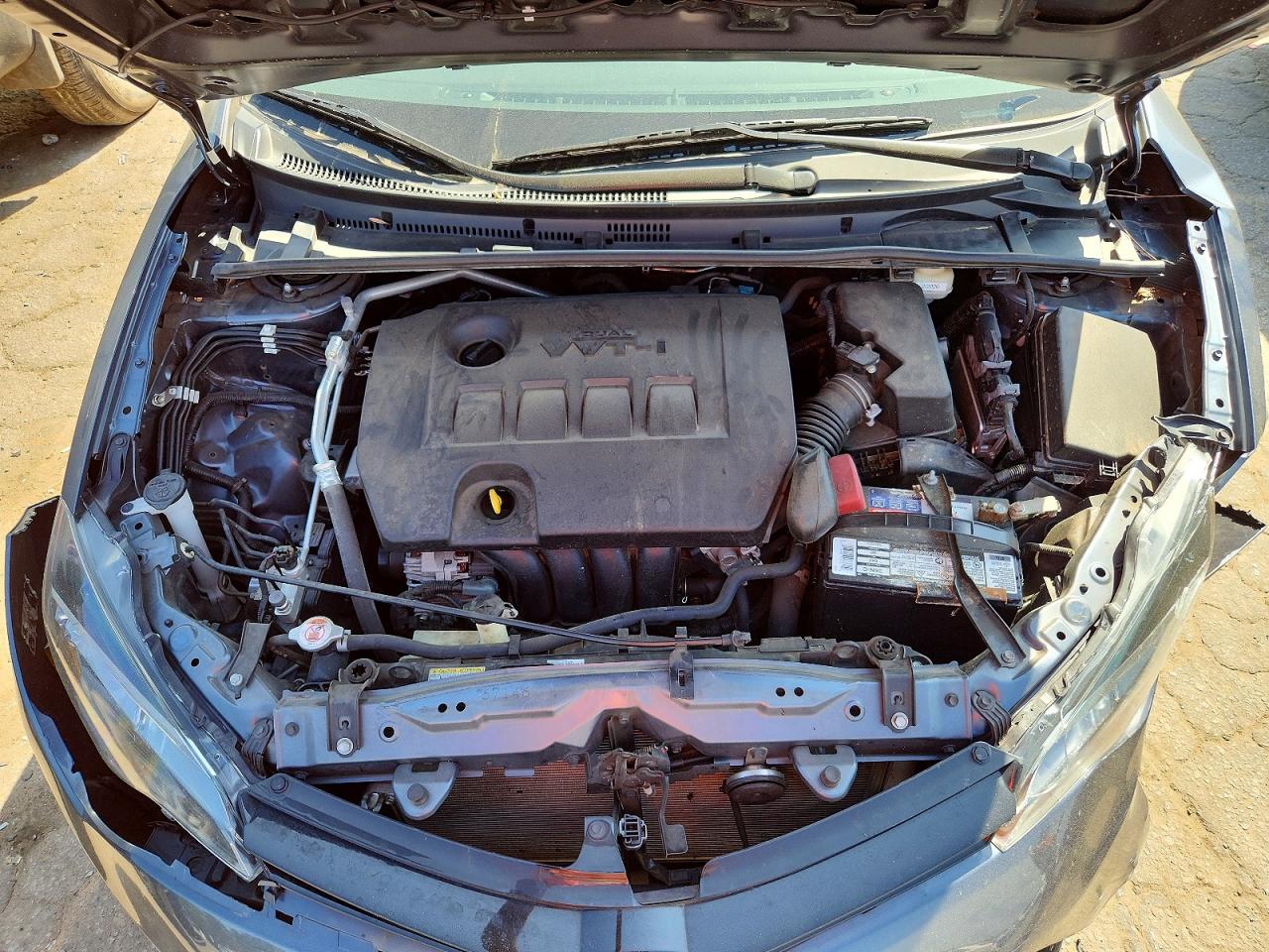 2018 TOYOTA COROLLA LE photo 11