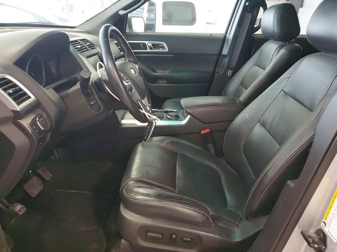 2015 FORD EXPLORER SPORT photo 13