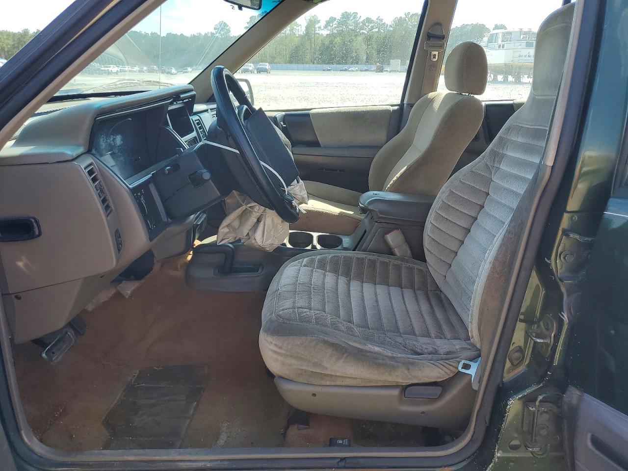 1995 JEEP CHEROKEE photo 19