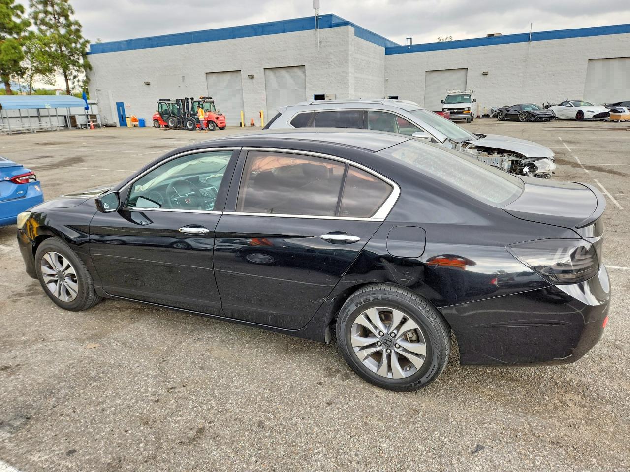 2014 HONDA ACCORD LX photo 4