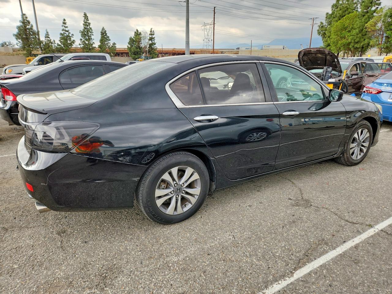 2014 HONDA ACCORD LX photo 7
