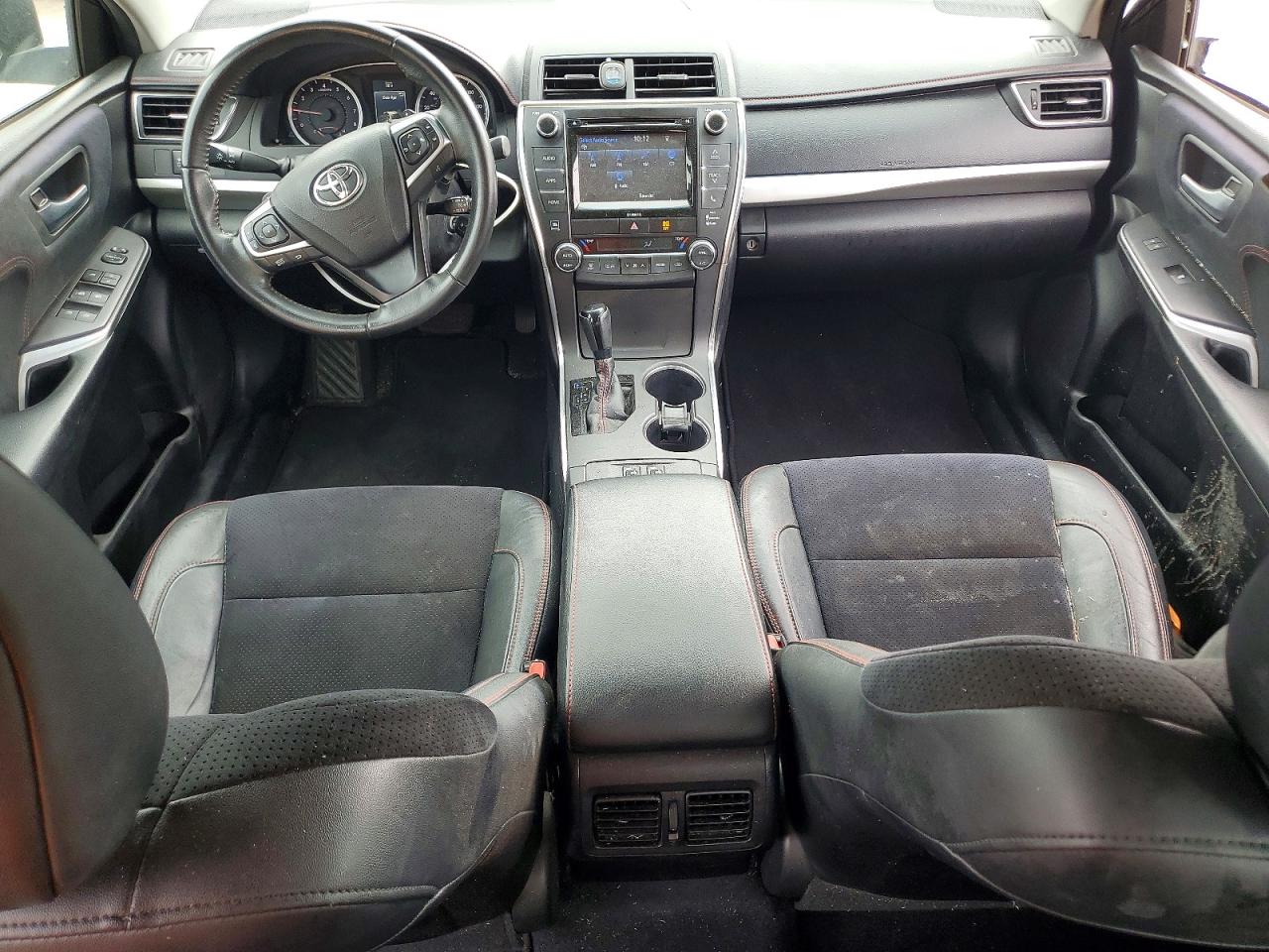 2017 TOYOTA CAMRY XSE photo 15