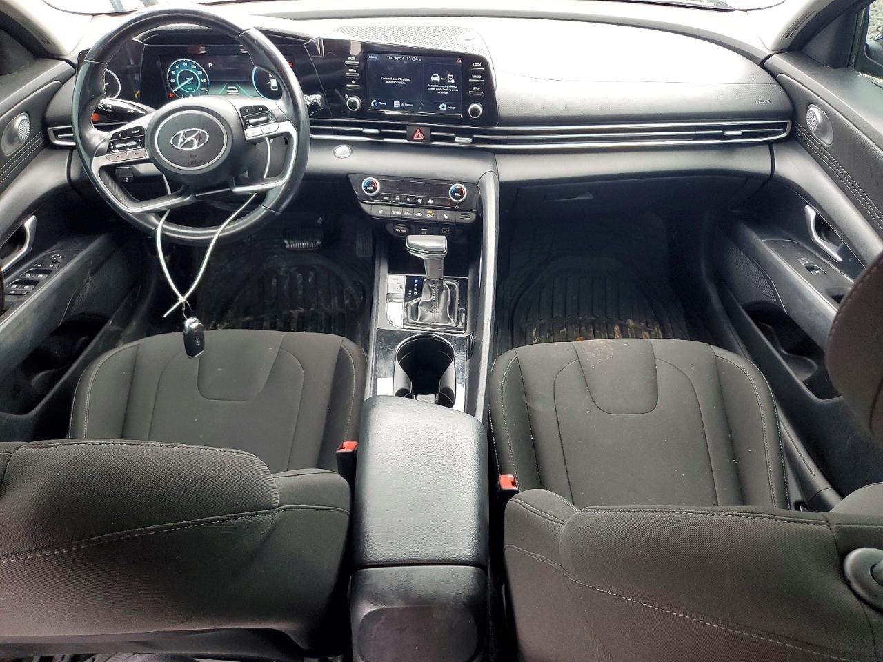 2021 HYUNDAI ELANTRA SEL photo 8