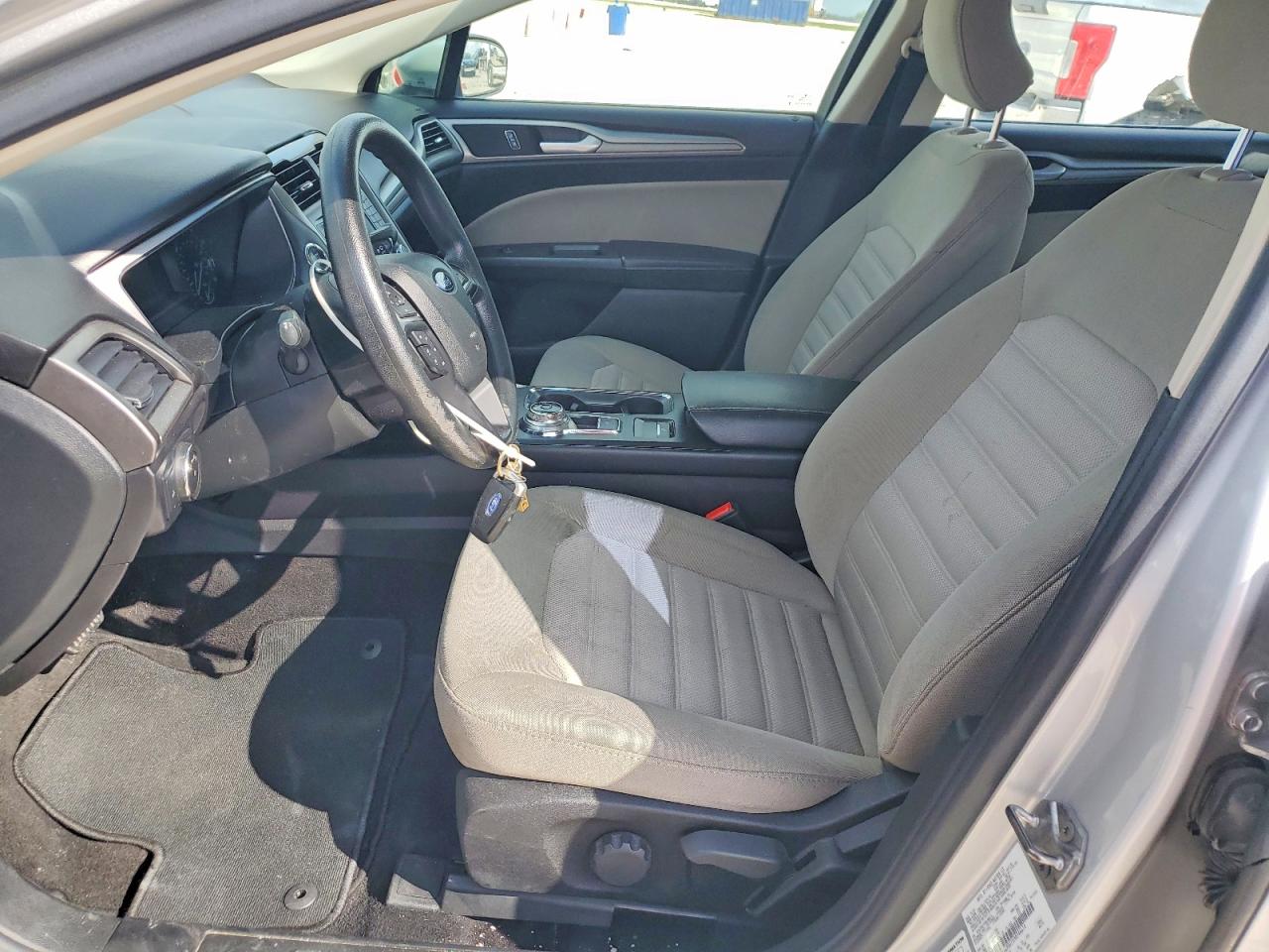 2017 FORD FUSION S photo 7