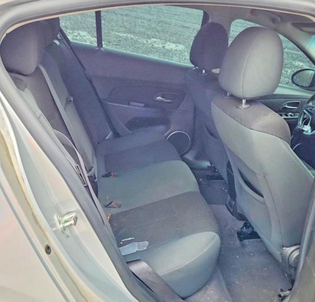 2011 CHEVROLET CRUZE LT photo 28