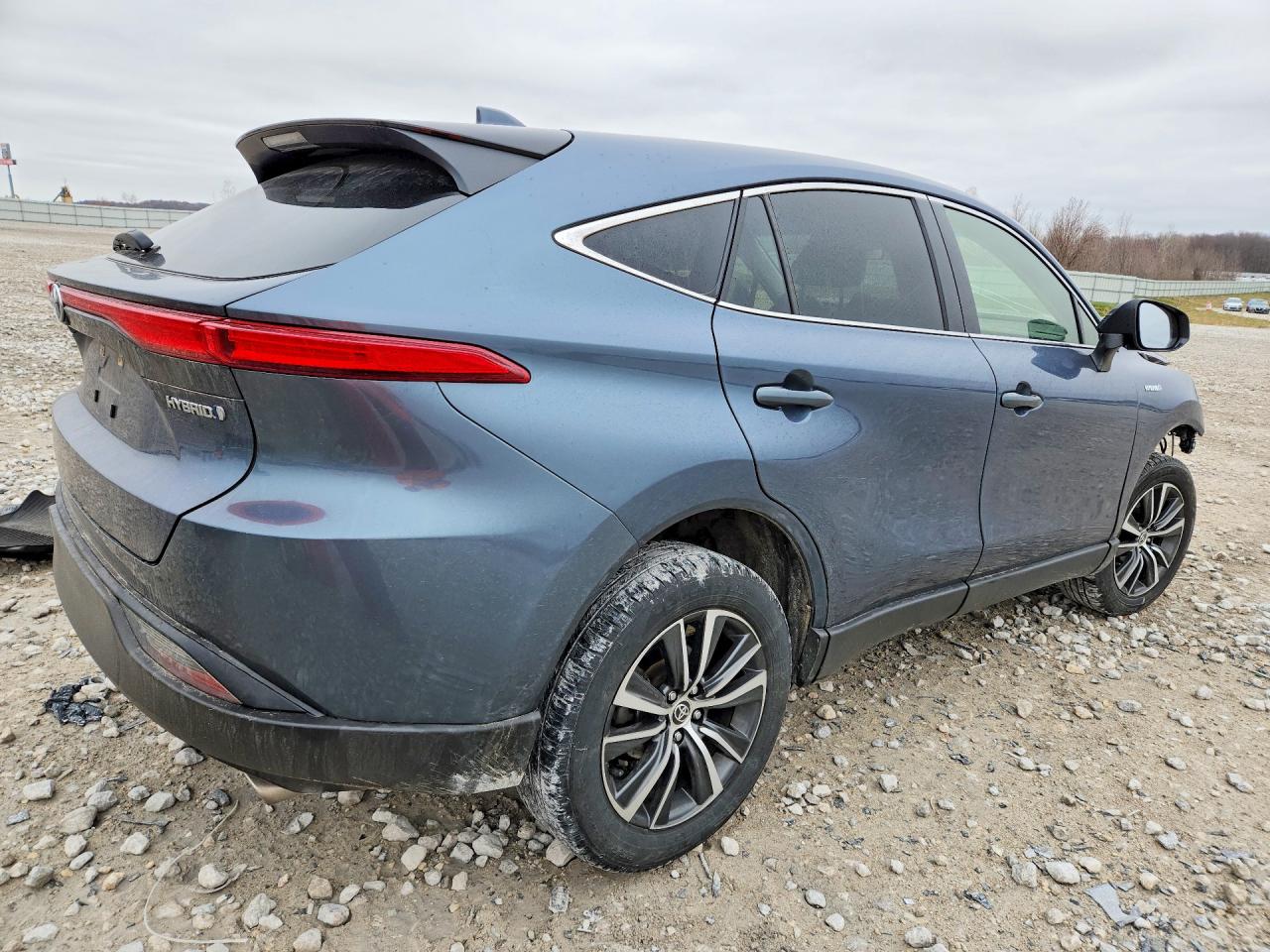 2021 TOYOTA VENZA LE photo 7