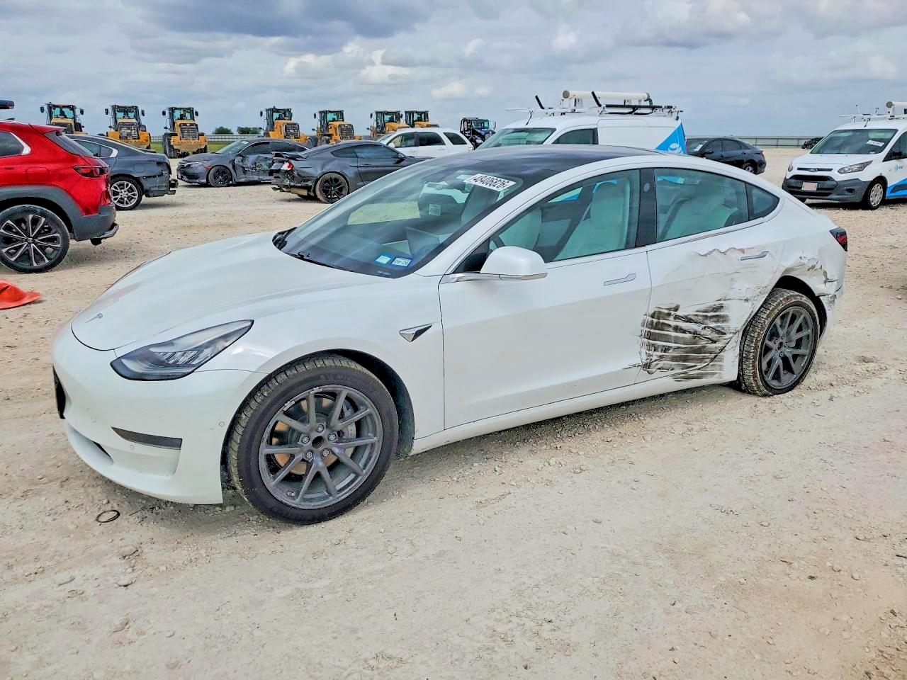 2019 TESLA MODEL 3