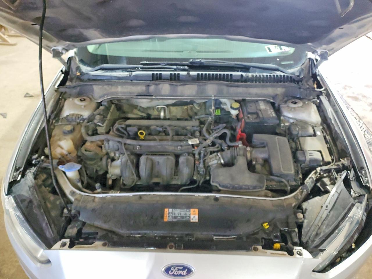 2015 FORD FUSION SE photo 11