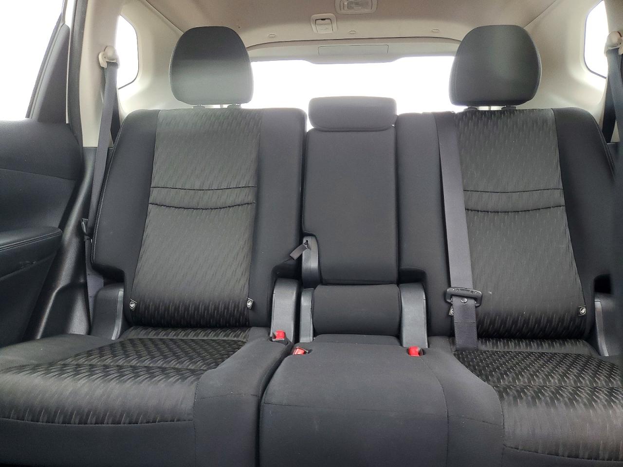 2017 NISSAN ROGUE SV photo 10