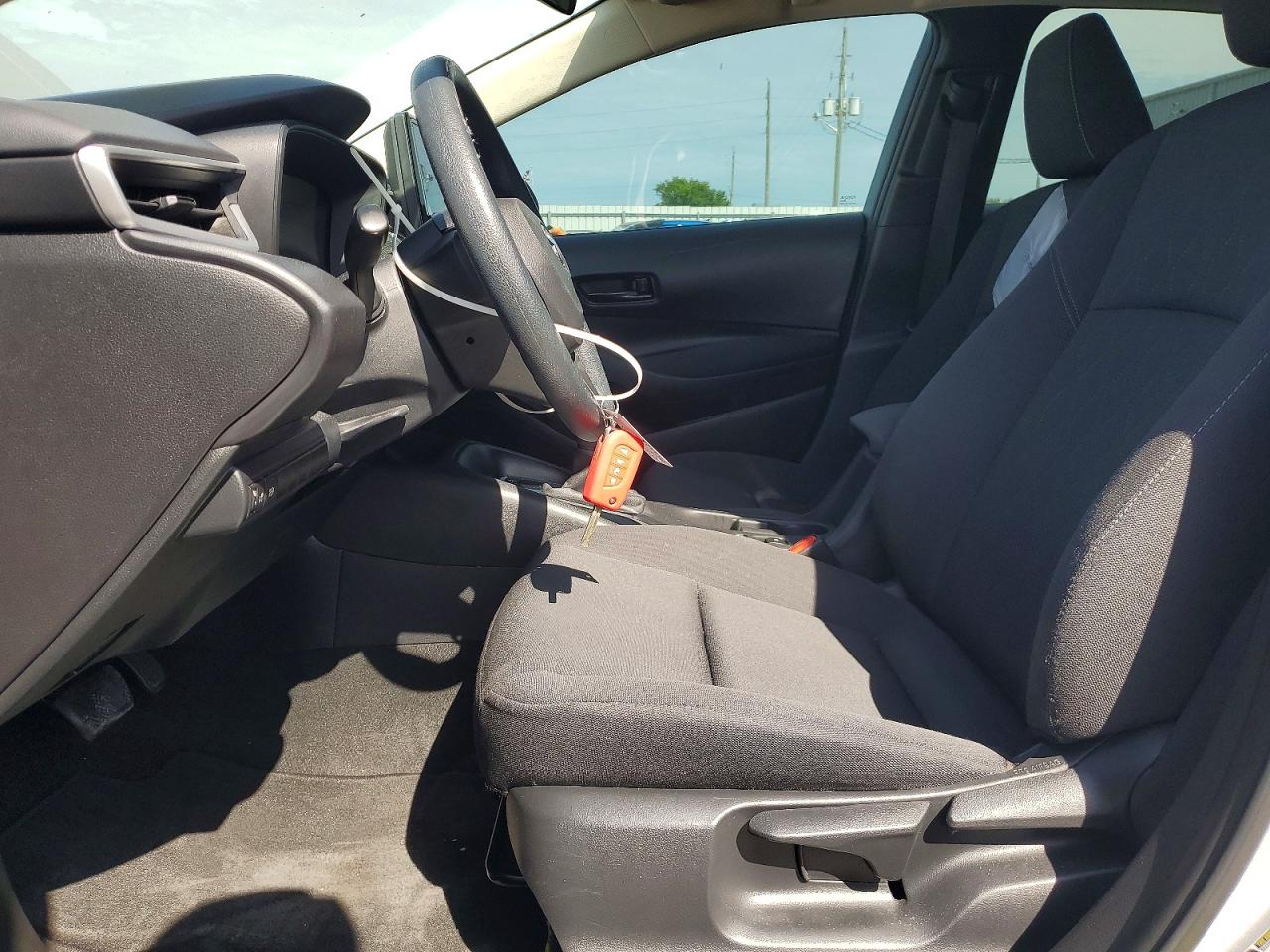 2024 TOYOTA COROLLA LE photo 19