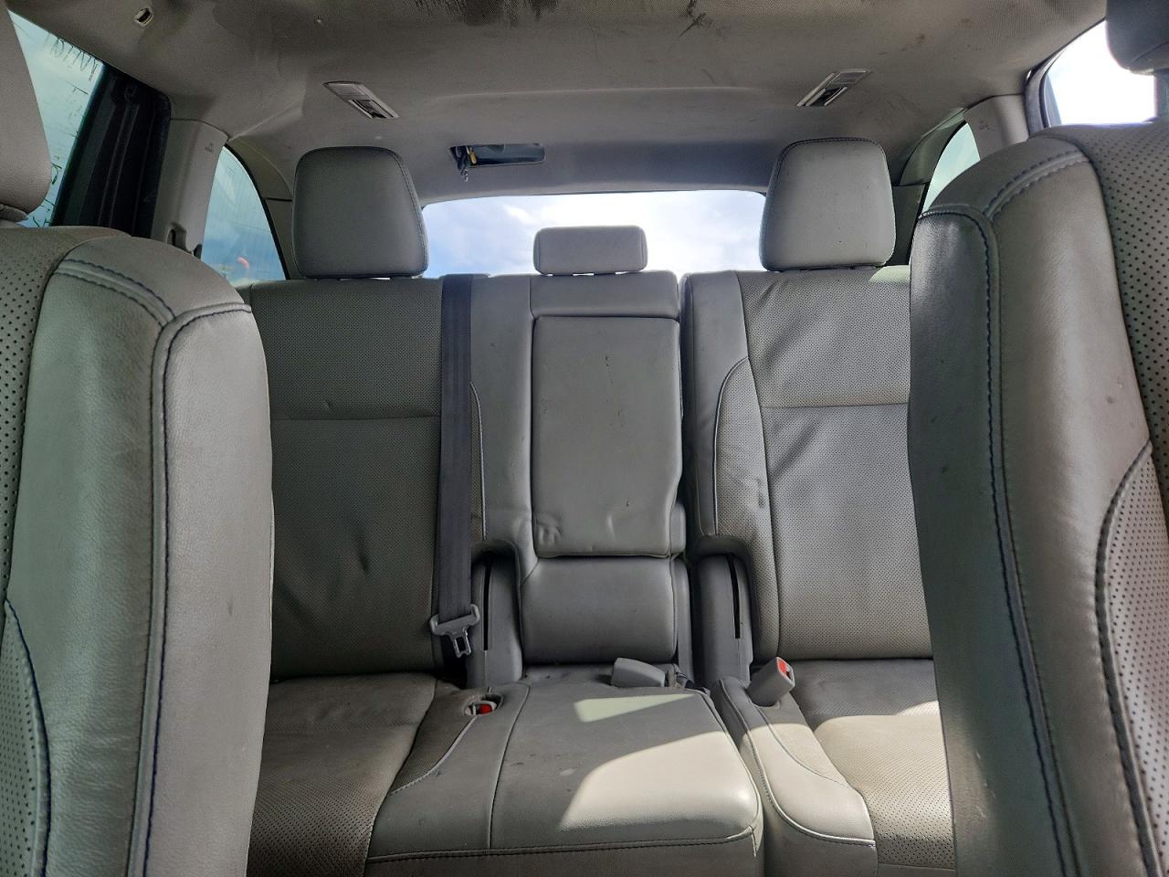 2019 TOYOTA HIGHLANDER LIMITED PLATINUM photo 10