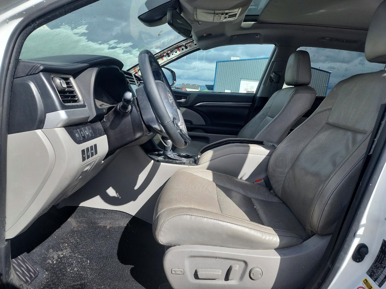 2019 TOYOTA HIGHLANDER LIMITED PLATINUM photo 7