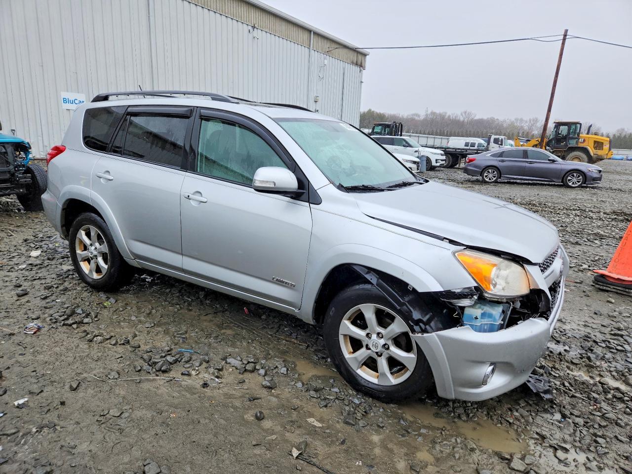 2010 TOYOTA RAV4 LIMITED photo 7