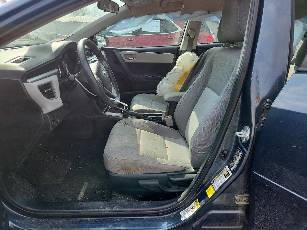 2016 TOYOTA COROLLA photo 13
