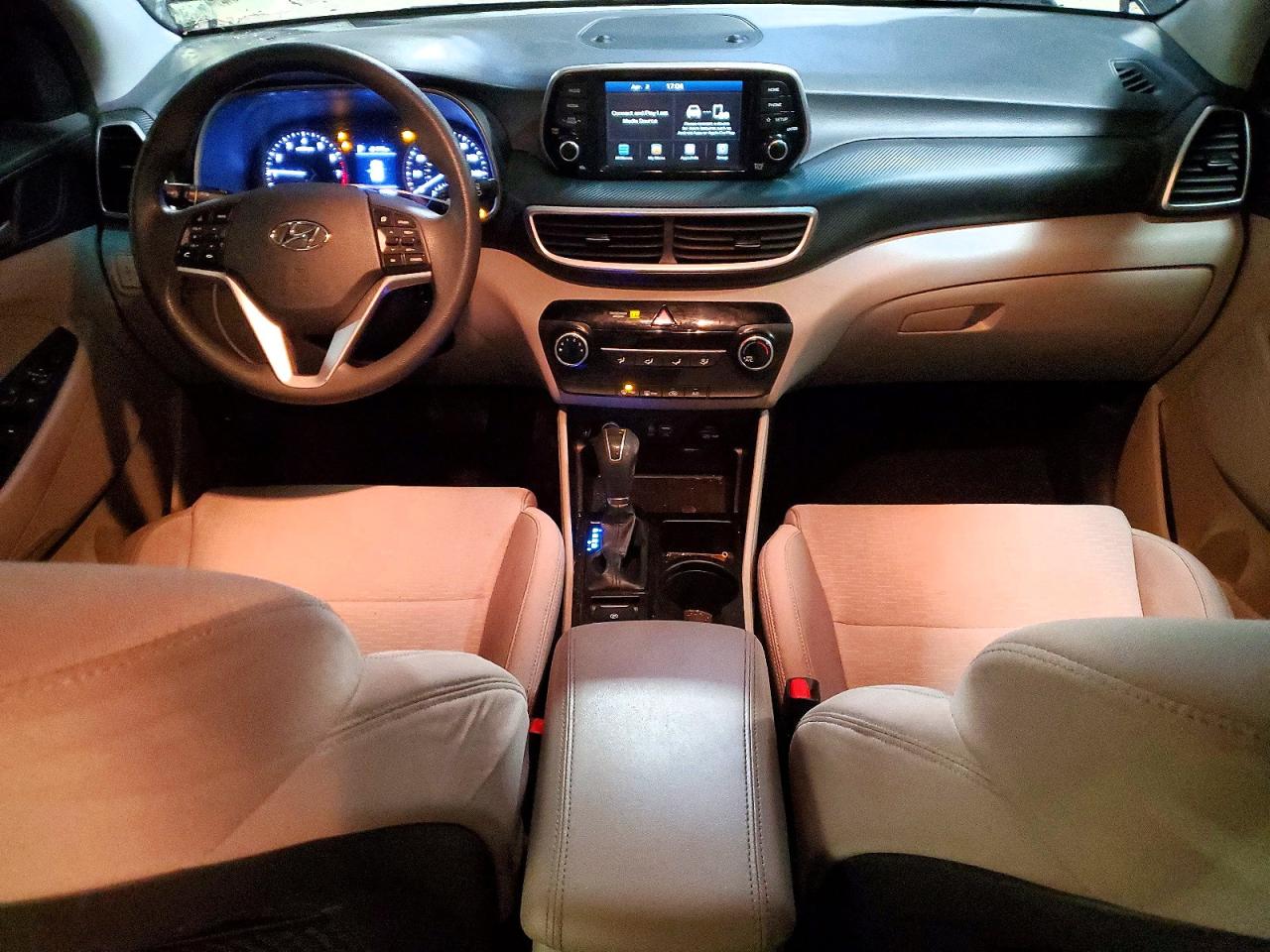 2020 HYUNDAI TUCSON SE photo 22