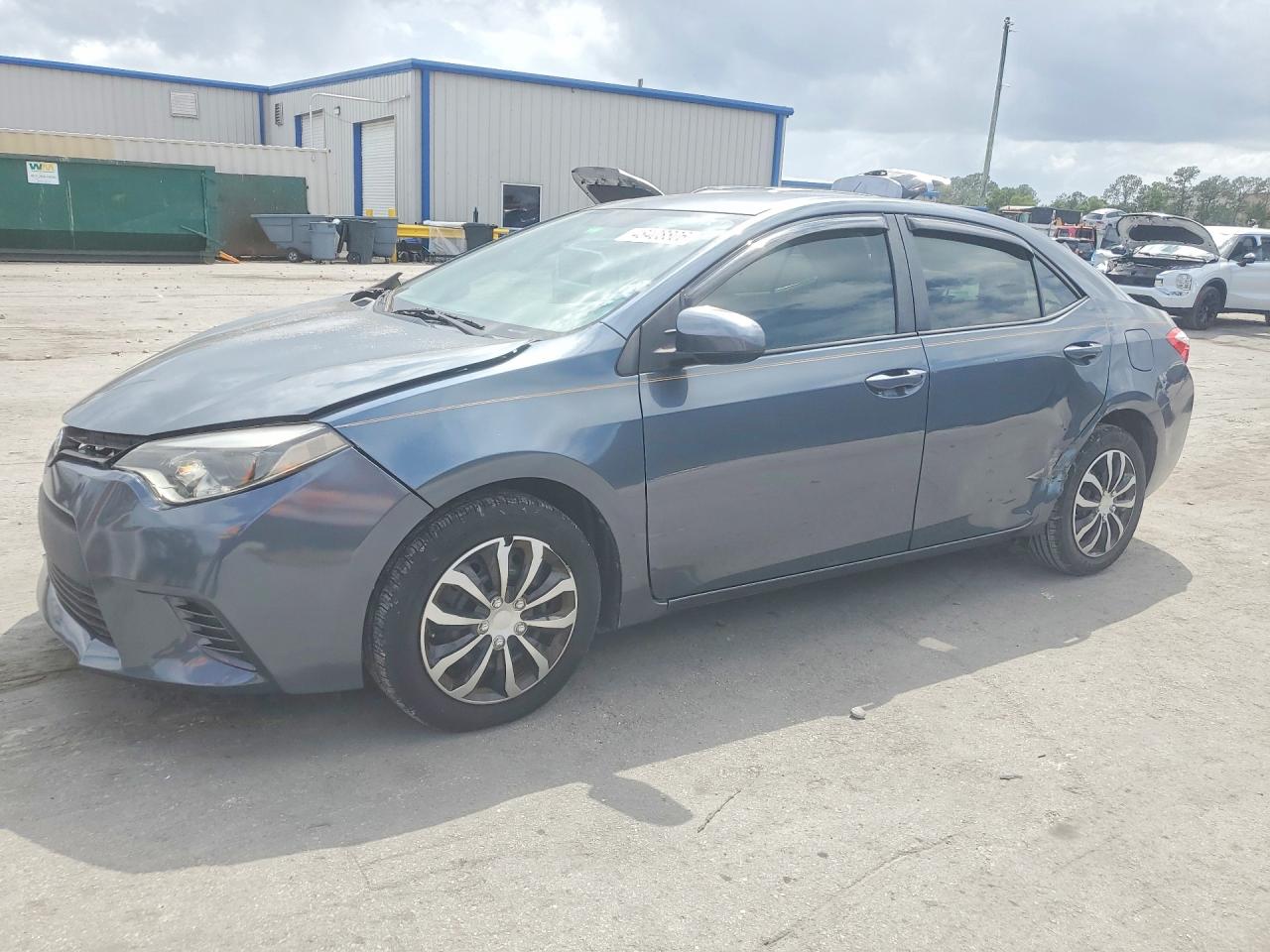 2015 TOYOTA COROLLA