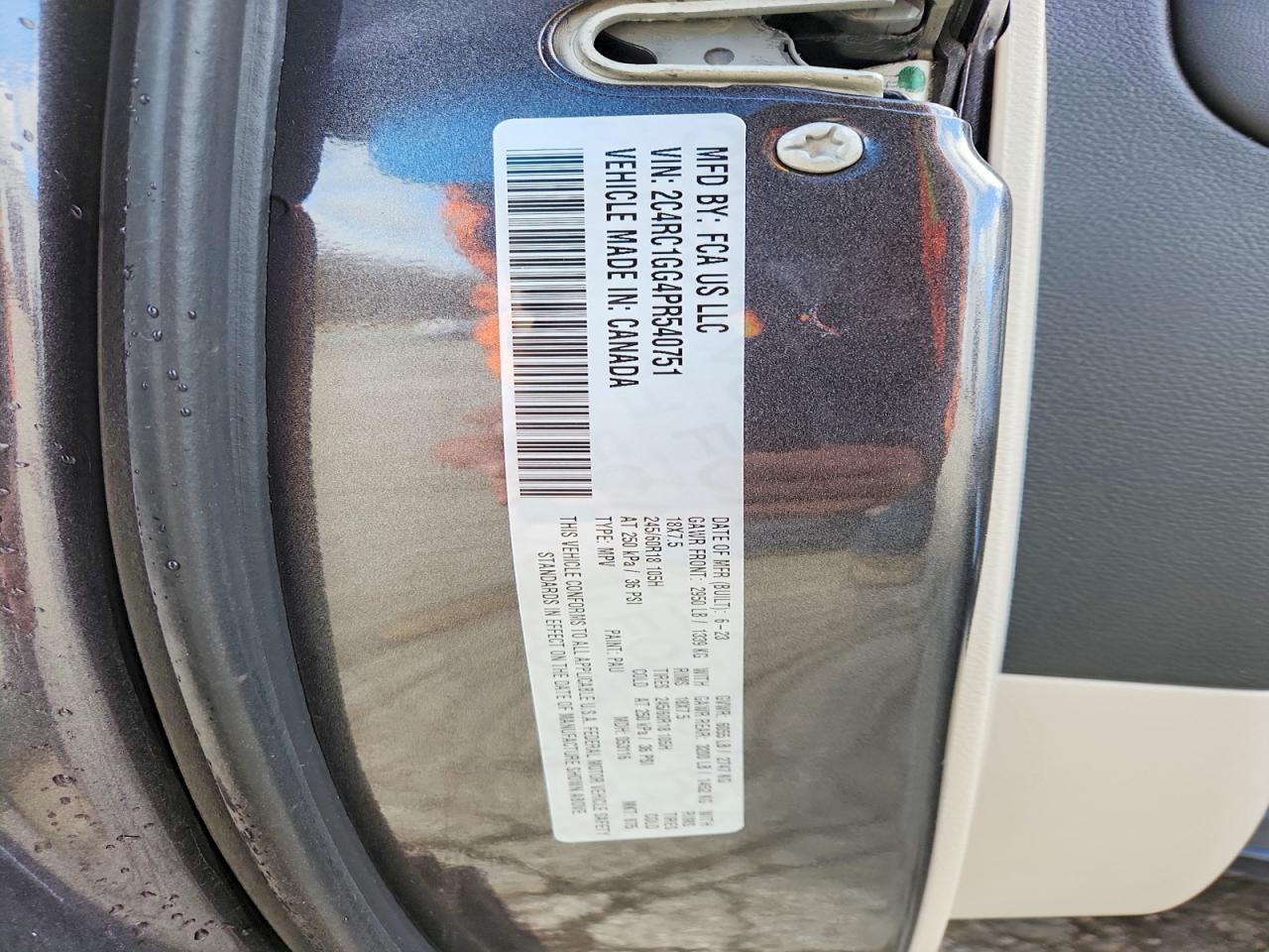 2023 CHRYSLER PACIFICA LIMITED photo 25