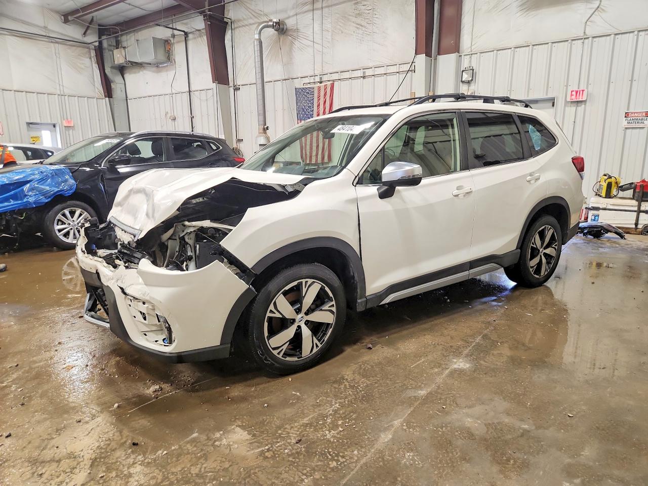2021 SUBARU FORESTER