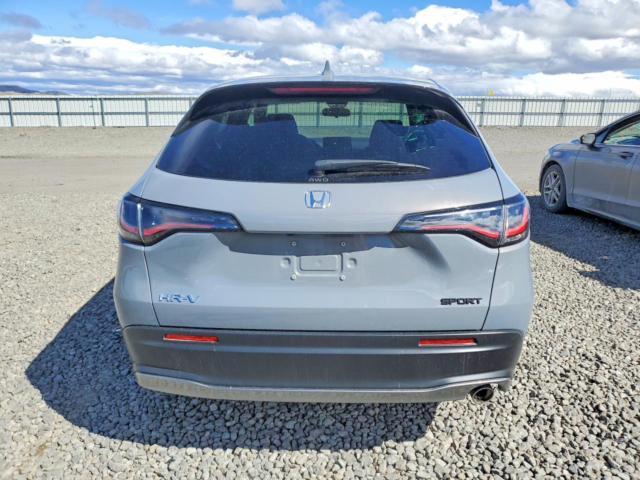 2024 HONDA HR-V SPORT photo 16