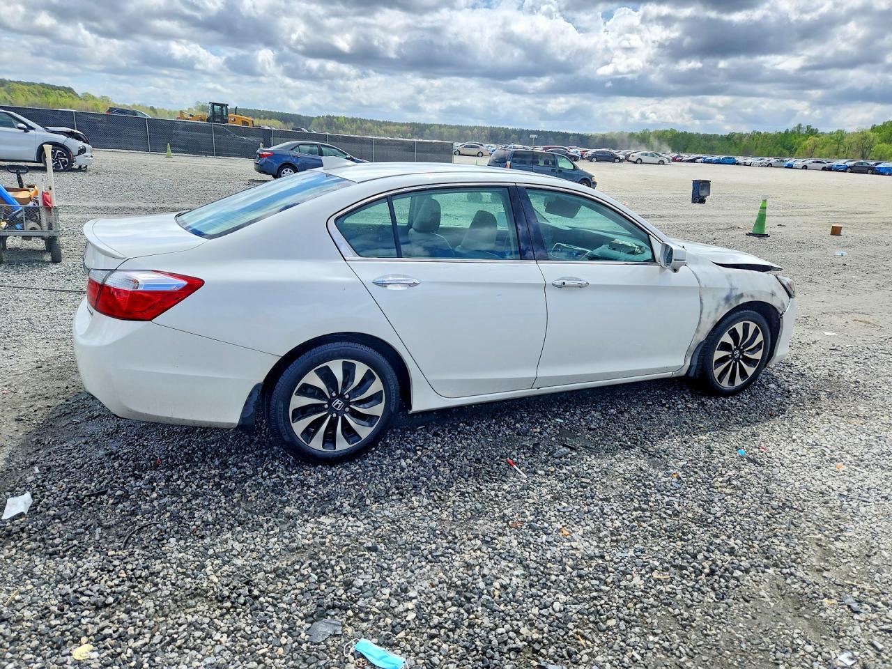 2015 HONDA ACCORD HYBRID EXL photo 5
