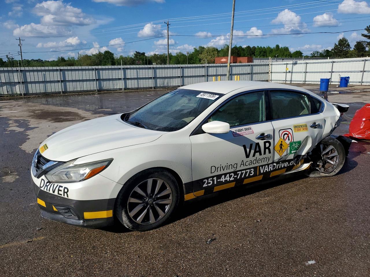 2017 NISSAN ALTIMA