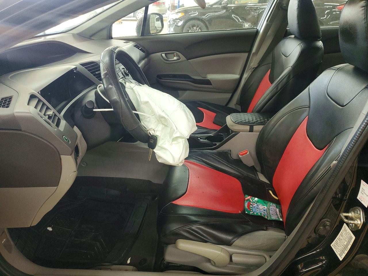 2012 HONDA CIVIC LX photo 7