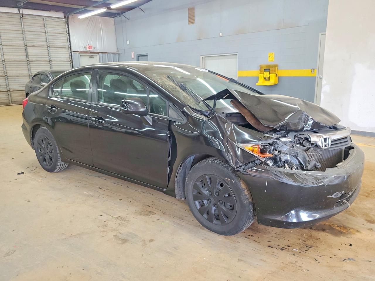 2012 HONDA CIVIC LX photo 4