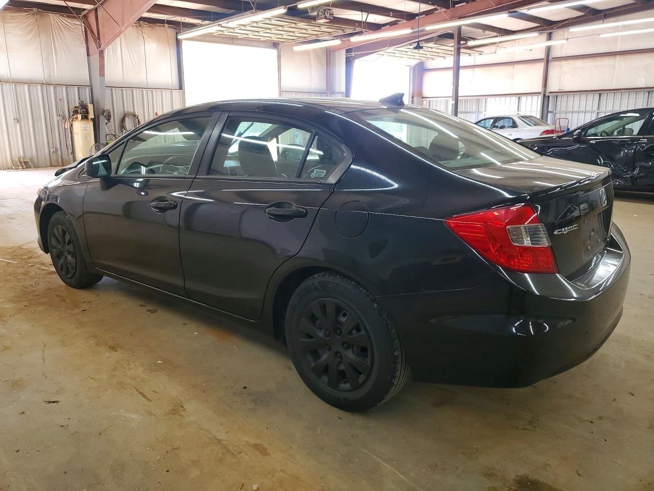 2012 HONDA CIVIC LX photo 2