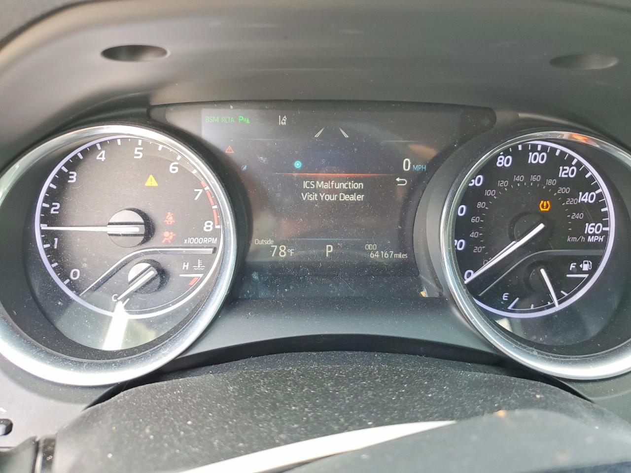 2018 TOYOTA CAMRY XLE photo 25