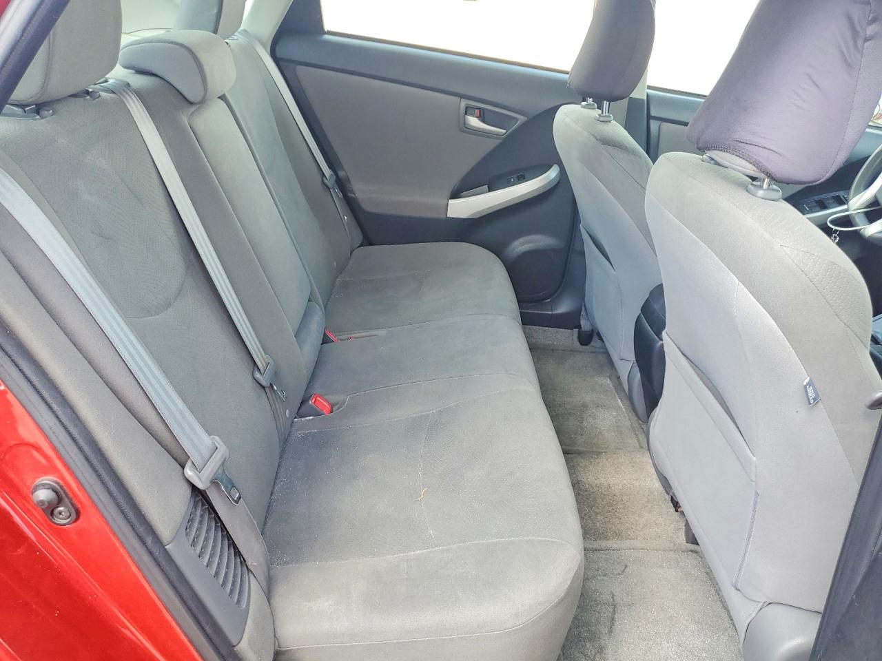 2013 TOYOTA PRIUS TWO photo 10
